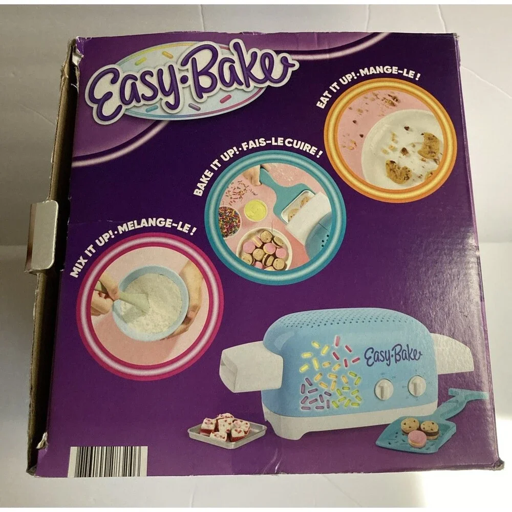 New! Easy Bake Ultimate Electric Oven Toy Includes Baking Accessories 3 Set